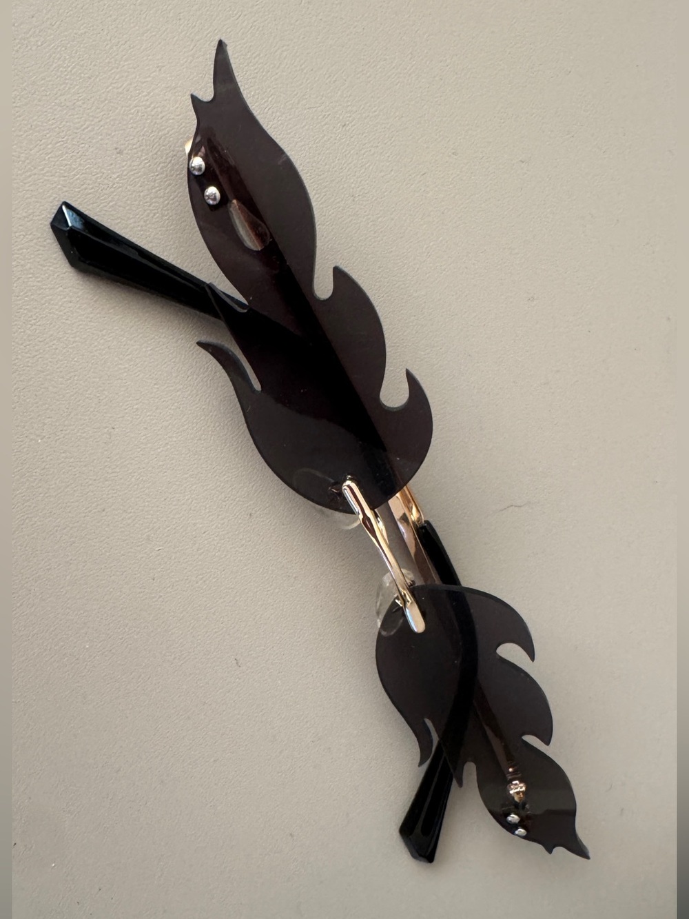 Black Feather Acrylic Hair Clip - Unbranded